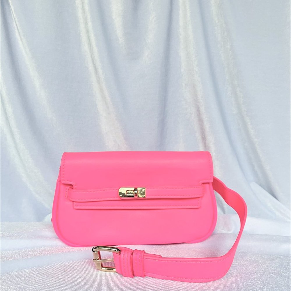 *Brand New* Pink Fanny Pack w/ Gold Details